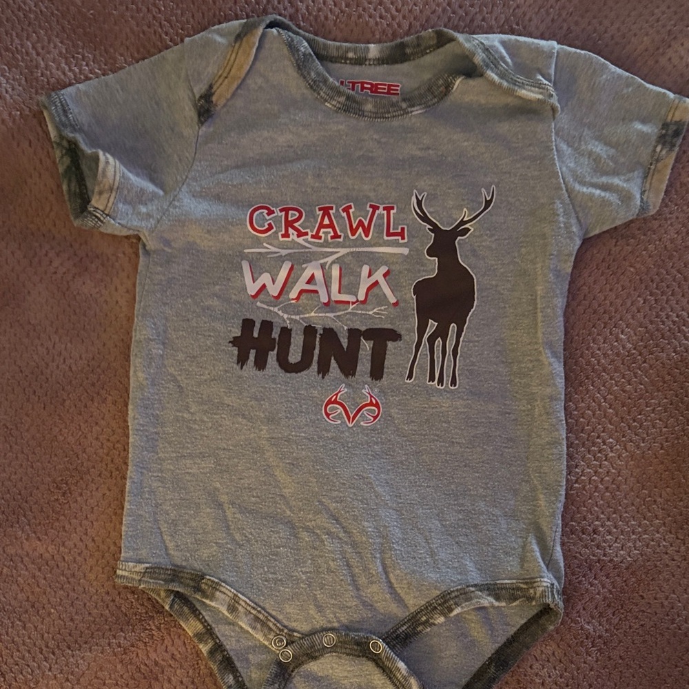 18 MONTHS , Gray Baby Onesie with Deer Graphic